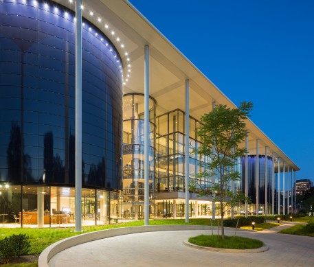 edward-p-evans-hall-night